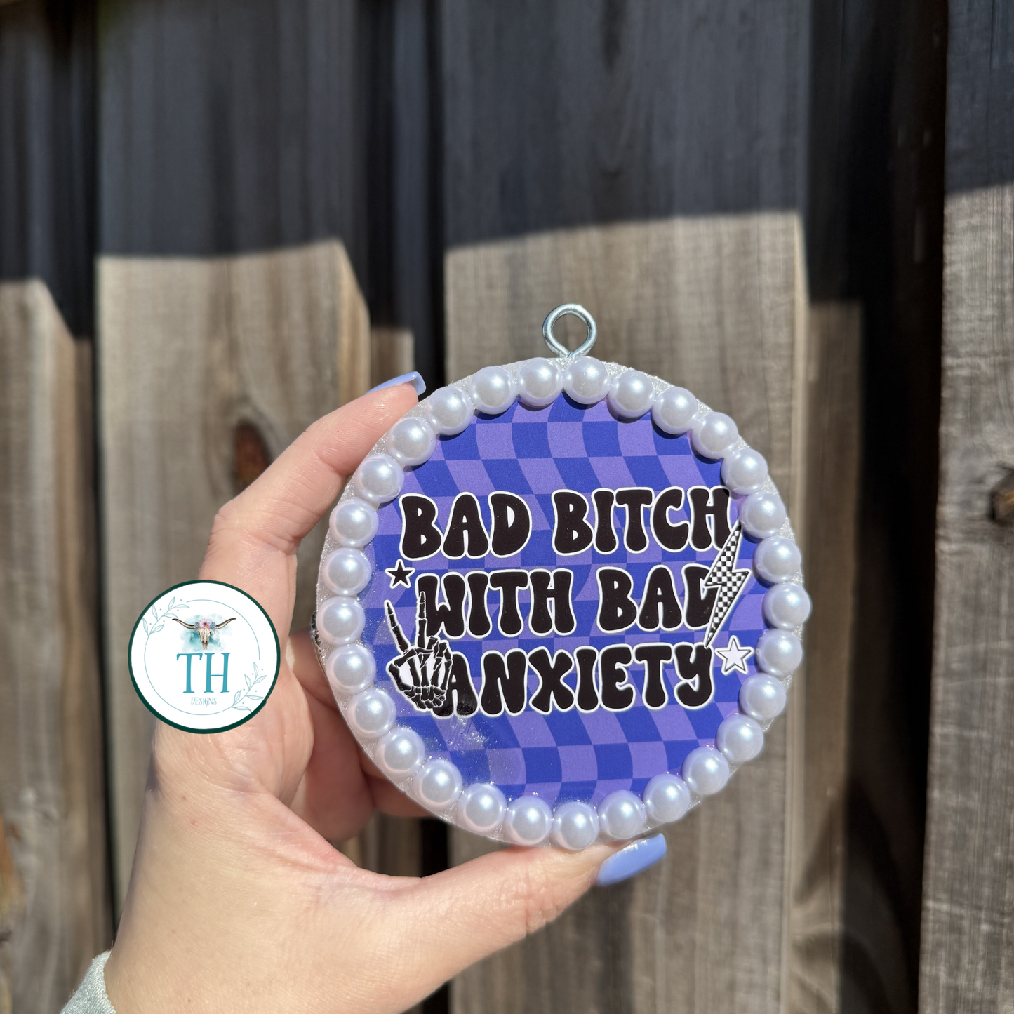 Bad B with bad Aniexty Freshie - mama tried