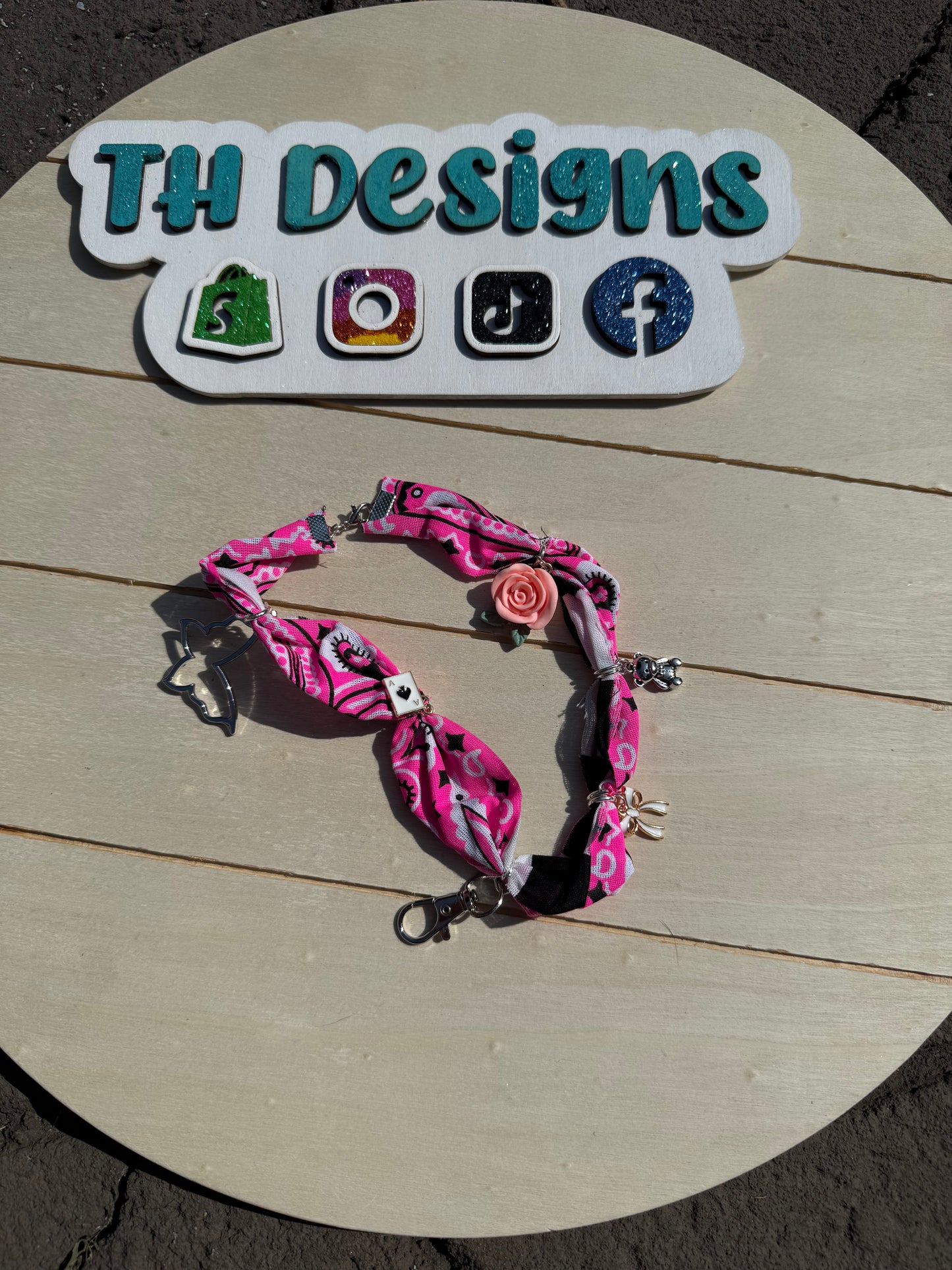 Bandana Freshie Hanger - Pink Rose