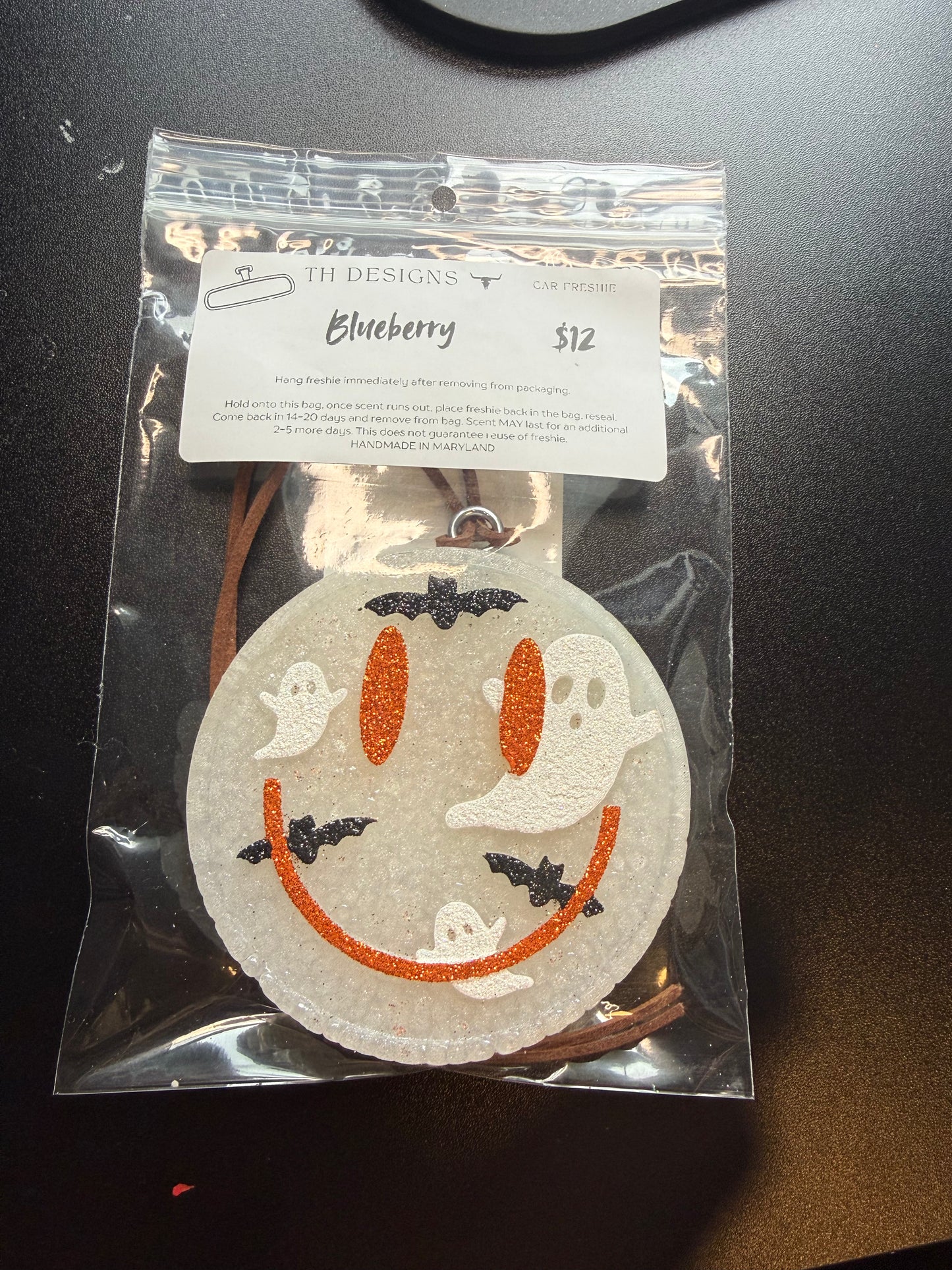 Spooky Smiley - Blueberry
