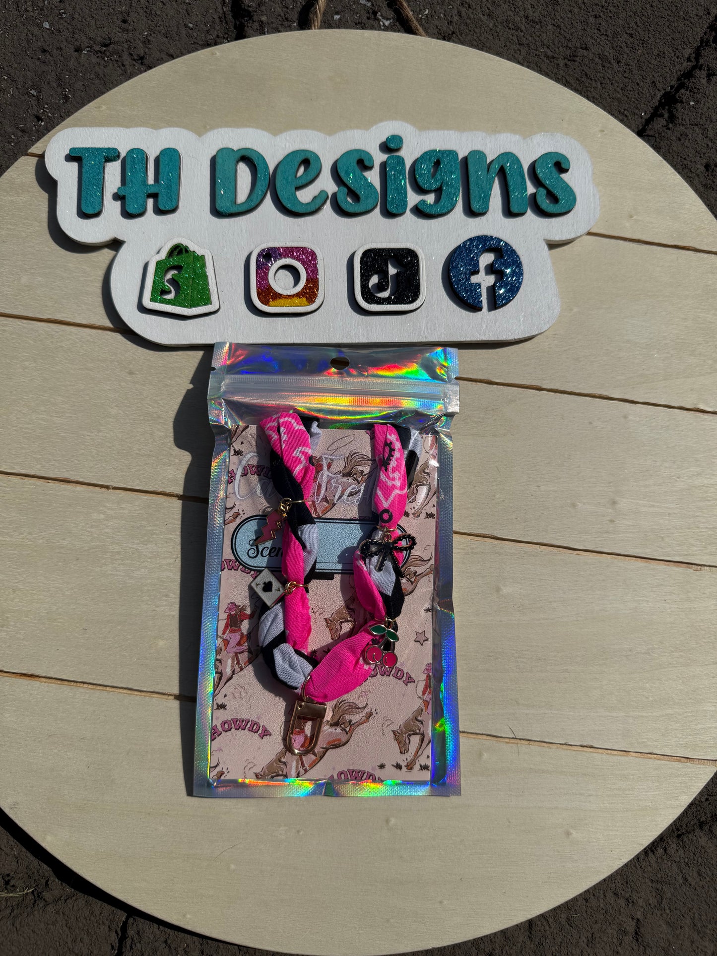 Bandana Freshie Hanger - checkered and Neon Pink