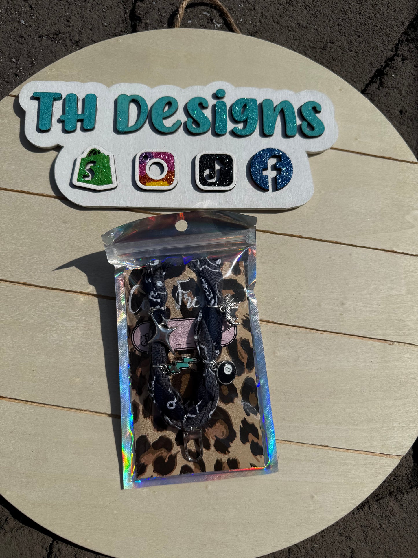 Bandana Freshie Hanger - Black with 8 Ball Charm