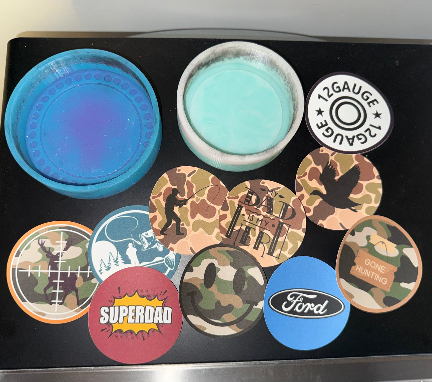 Round - 3 inch OR 4 inch dotted RTS CARDSTOCK PREORDER-  hunting/ fishing